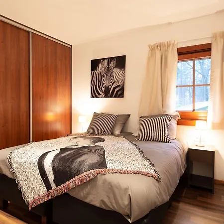 Landgoed De Scheleberg 假日公园 4*