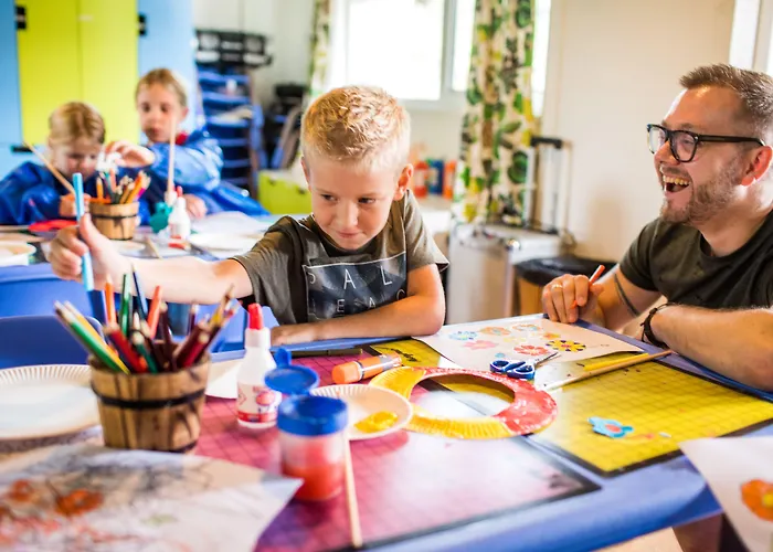 منتزه العطل Landgoed De Scheleberg لونتيرين