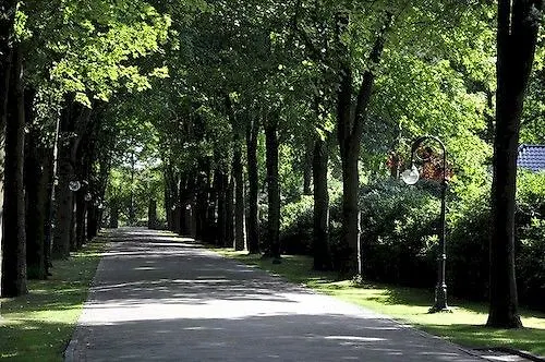 Landgoed De Scheleberg 4* لونتيرين