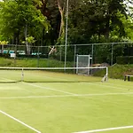 Landgoed De Scheleberg 4* Люнтерен